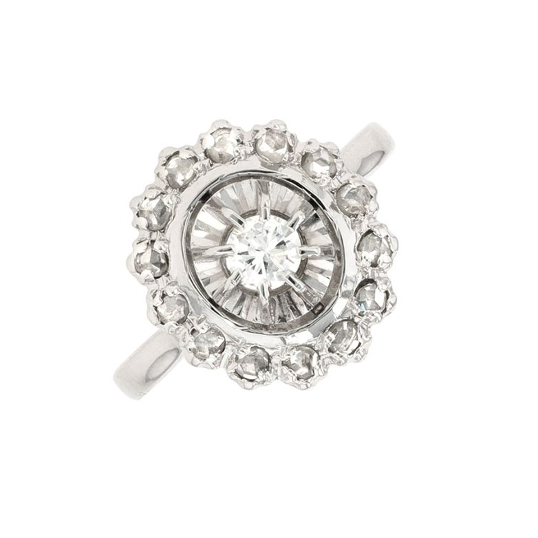 Acheter Bague vintage diamants 0.23 carat or blanc 4.74g Comme neuf - 1390,00 € Bague vintage diamants 0.23 carat or blanc 4.74g Comme neuf - reconditionné disponible sur Gemme Les Bijoux